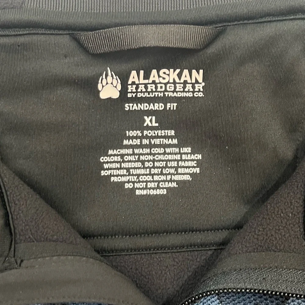 Alaskan‎ Hardgear Men's XL Blue Striped Fleece Quarter Zip Pullover Jacket